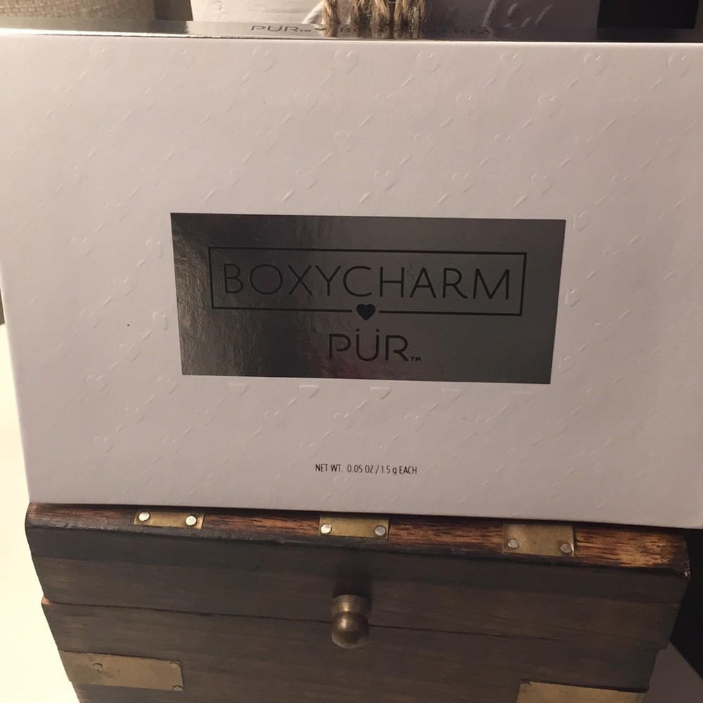PUR eyeshadow palette